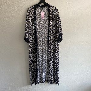 One Size Daisy Kimono - New with Tags